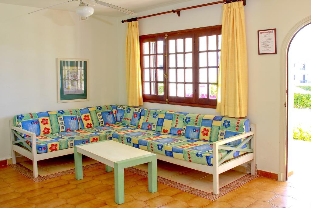 Apartamentos Son Bou Gardens By Menorcarentals Pokój zdjęcie