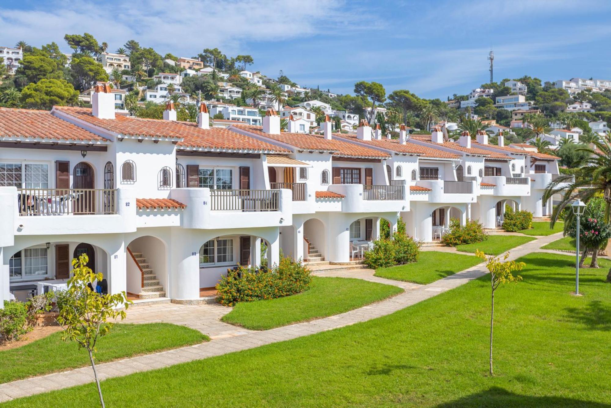 Apartamentos Son Bou Gardens By Menorcarentals Zewnętrze zdjęcie
